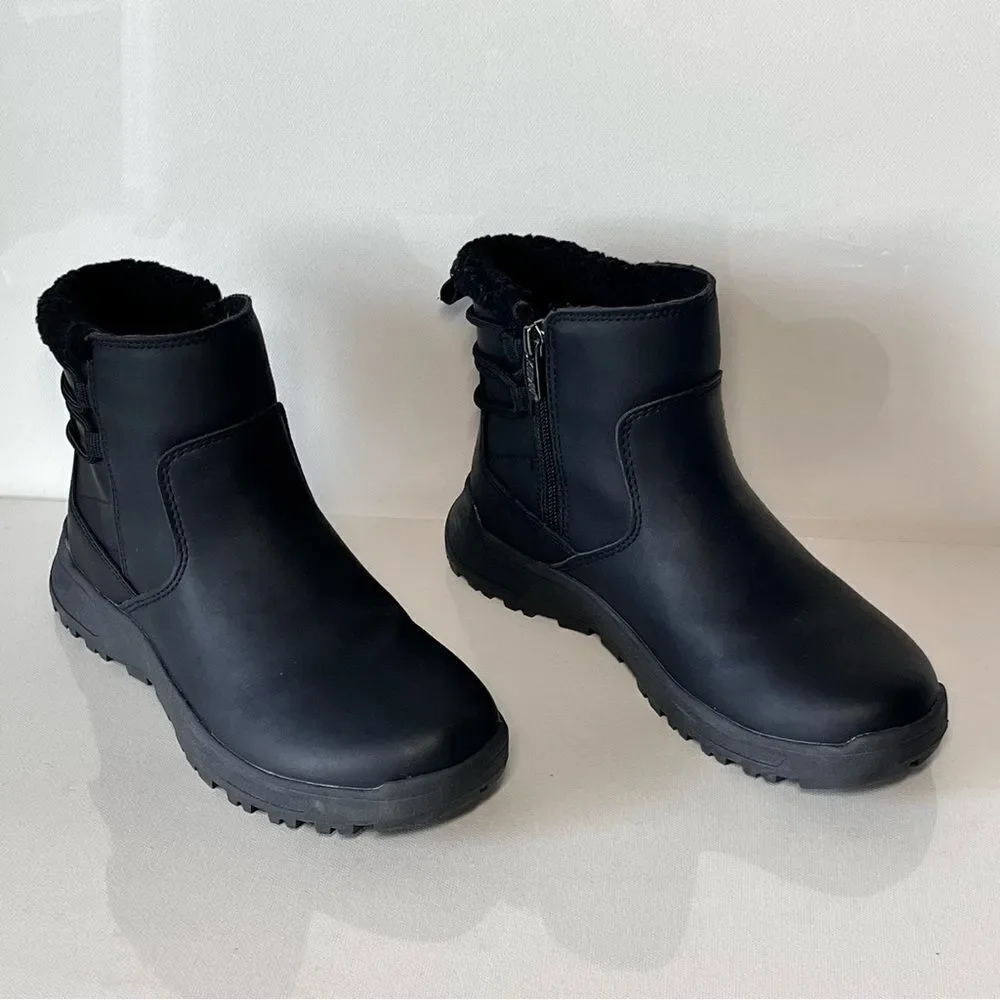 Khombu Sarah Water Repellent Ankle Boots